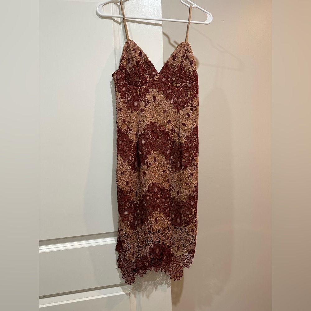 Bardot lace dress, size US 6/Small.